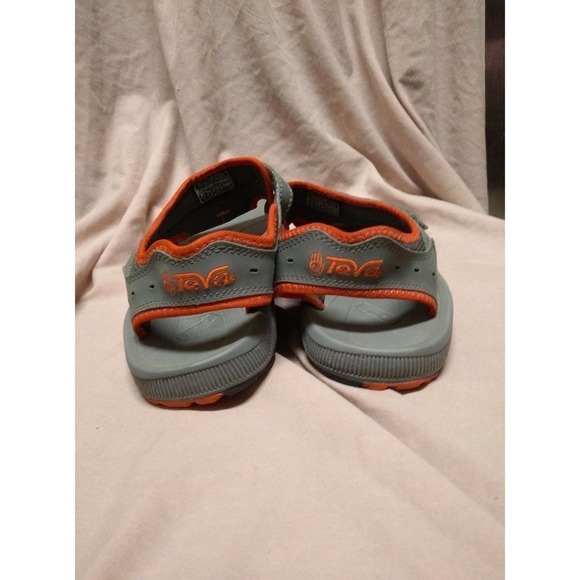 Teva Mens Sandals Size 5